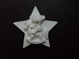 Звезда с Мече на конче за декорации A1115